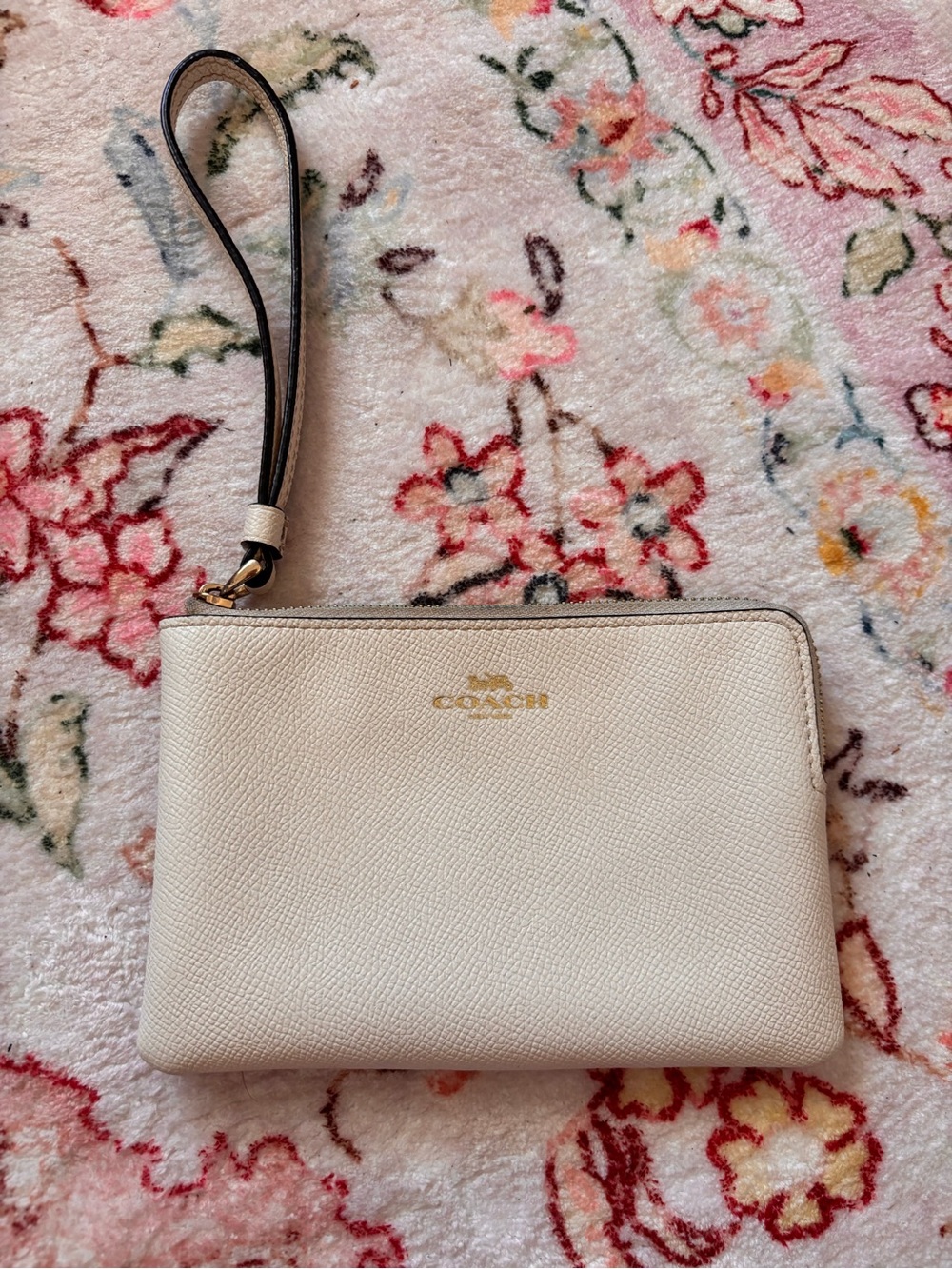 Coach Cream White Leather Wristlet